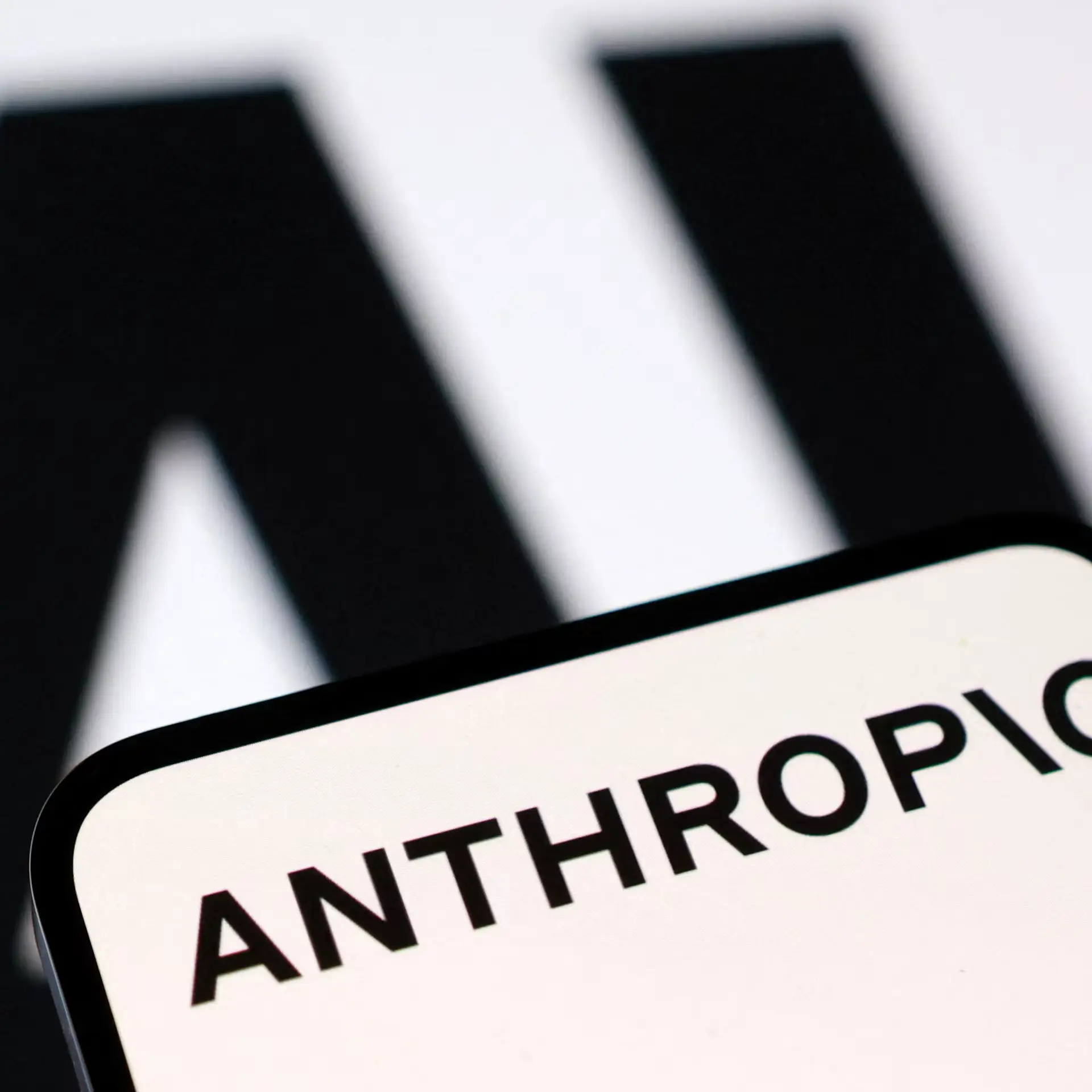 英国向 Anthropic 抛出橄榄枝:邀请其扩张伦敦业务并探讨双重上市